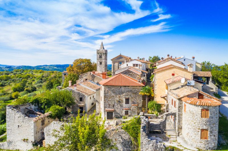 Old,Town,Of,Hum,On,The,Hill,,Beautiful,Traditional,Architecture