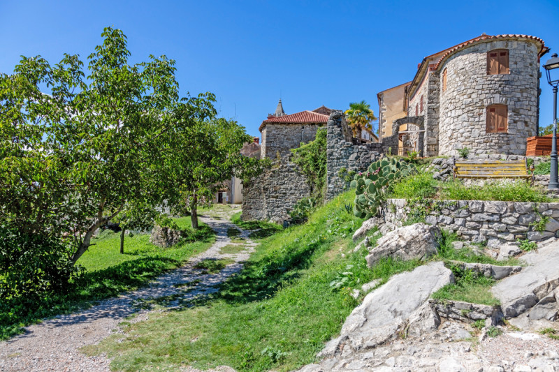 Street,Scene,Of,The,Historic,Town,Hum,In,Croatia,During