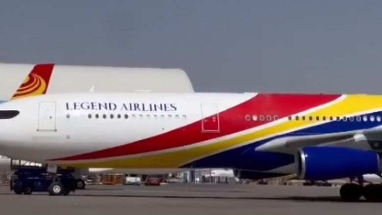Avionul companiei românești Legend Airlines, reținut la sol în Franța, poate pleca. Avocaţii pasagerilor invocă condiţii „nedemne”