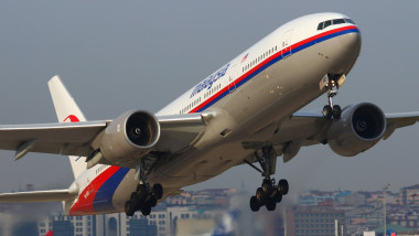 Avion Malaysia Airlines decolează