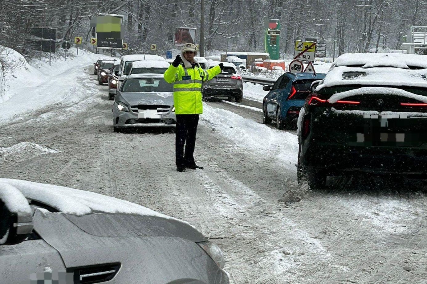 Acţiunea Blocada pe șoselele din România. Polițiștii au verificat mii de mașini și au lăsat 250 de şoferi făr permis într-o singură zi