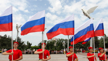 celebrare de ziua Rusiei în Mariupol