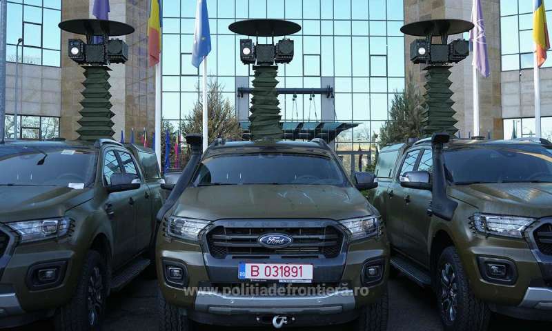 5 autospeciale cu termoviziune şi 83 de vehicule de patrulare au intrat în dotarea Poliţiei de Frontieră
