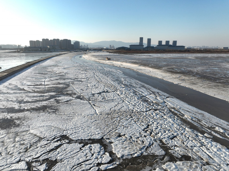 Sea Ice Landscape in Lianyungang, China - 21 Dec 2023