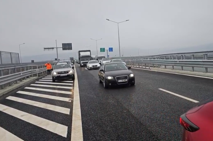 S-a deschis circulaţia pe Lotul Cheţani - Câmpia Turzii al Autostrăzii Transilvania