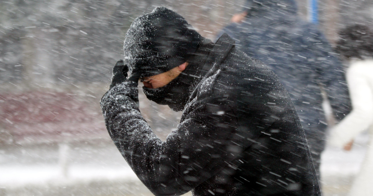 Meteorologii au emis noi alerte de vreme severă: județele vizate de cod roșu. Măsurile anunțate de autorități