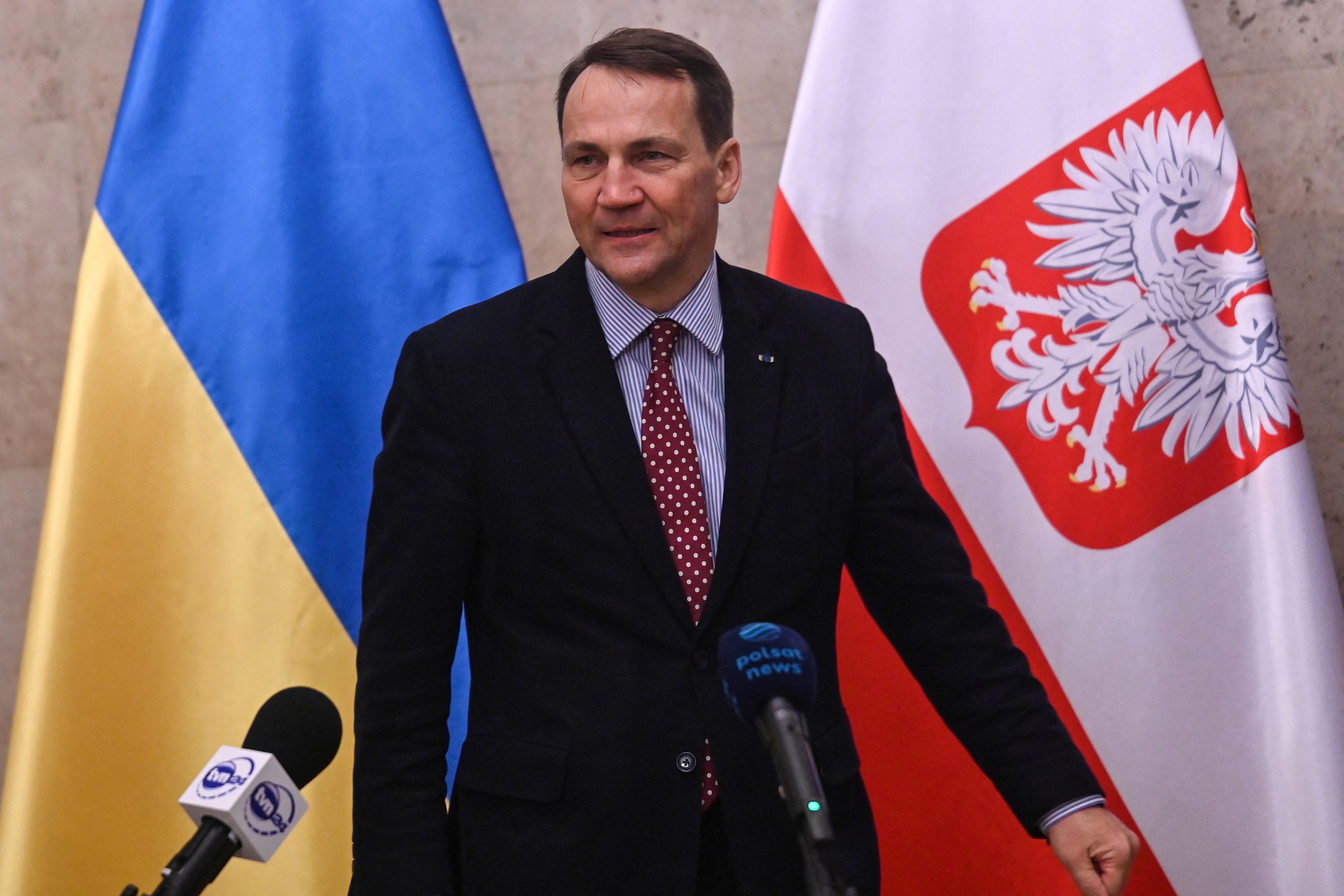 Noul șef al diplomației poloneze spune că Occidentul trebuie să-și mobilizeze economia pentru a ajuta Ucraina să câștige