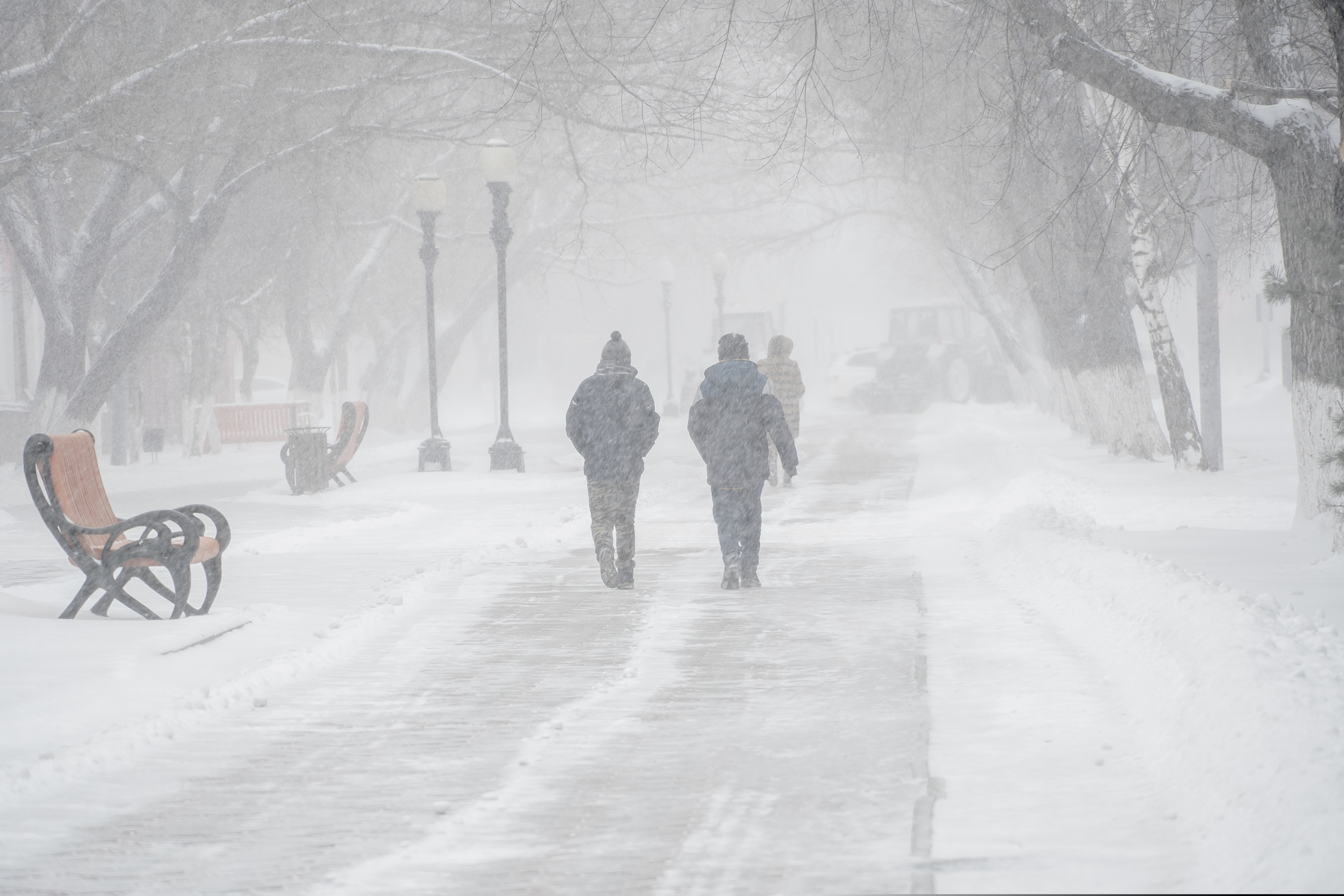 Avertizare de vreme rea până mâine seară. Meteorologii au emis atenționări valabile pentru aproape întreaga țară