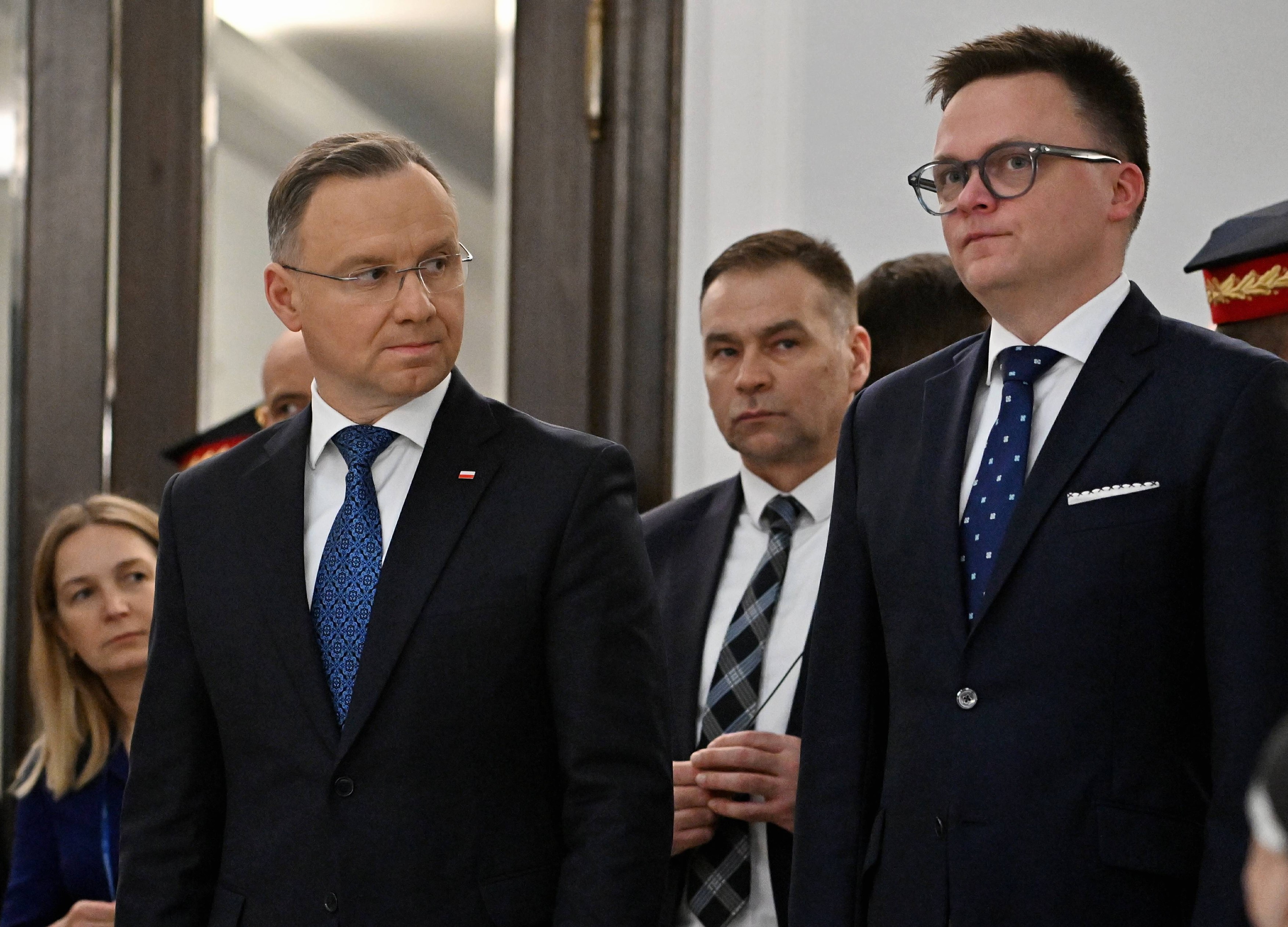 Președintele Poloniei intră în prima confruntare directă cu Tusk. Duda anunță că va folosi dreptul de veto împotriva noului guvern