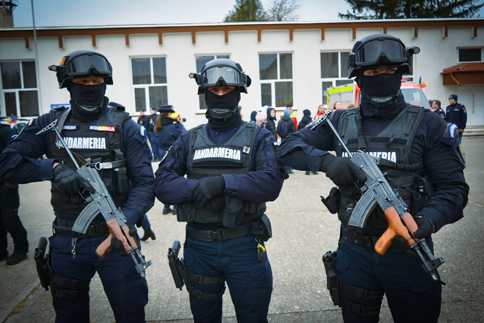 Bătălia de la Ruginoasa, „arbitrată” de jandarmii și polițiștii din Iaşi şi Bacău. „Având în vedere istoricul manifestărilor...”