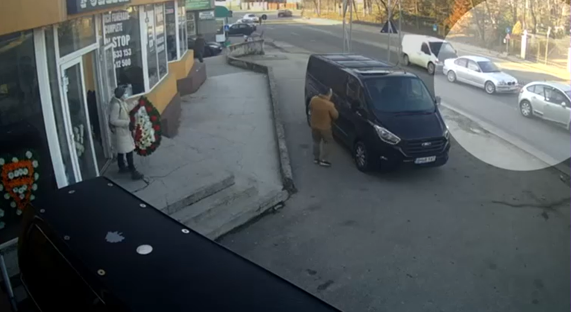 Șoferul care a accidentat intenționat un bărbat în Slatina contestă măsura arestului preventiv. Victima îşi urmărea fosta concubină