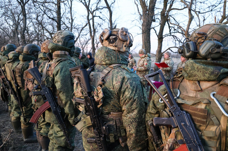 Ceremony to present state awards to Russian servicemen in Zaporozhye Region