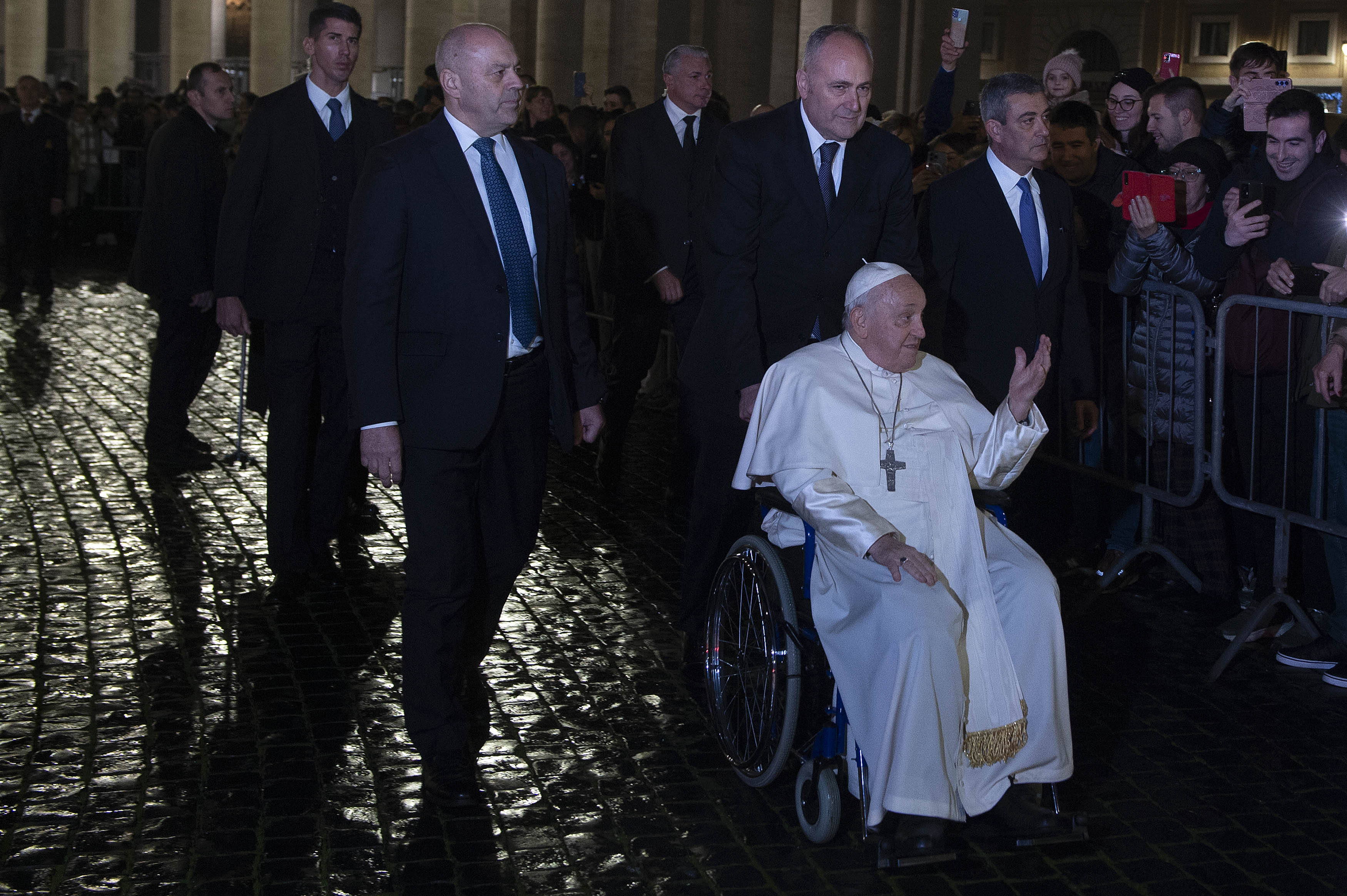 Papa Francisc cere autorităților și locuitorilor Romei să curețe orașul înainte de Anul Sfânt 2025