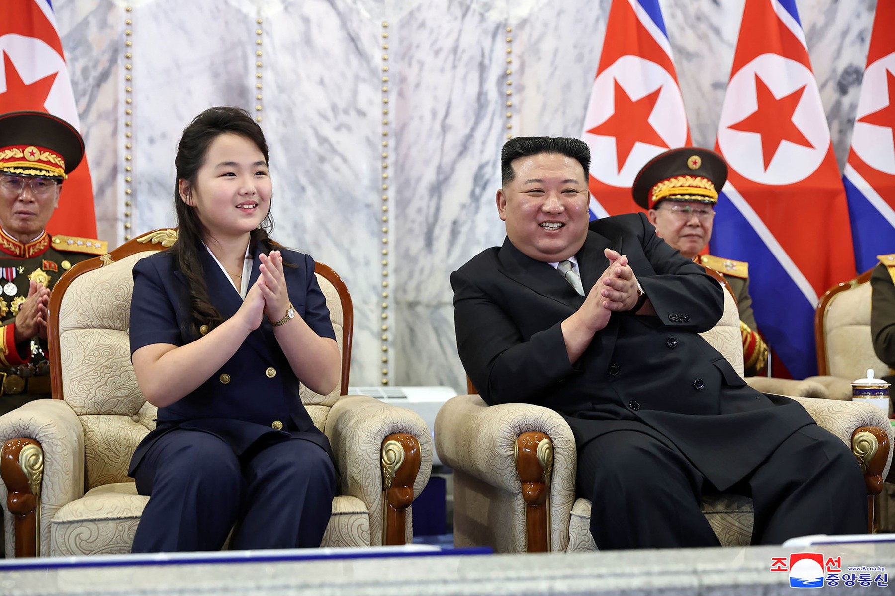 Fiica dictatorului nord-coreean Kim Jong Un este "cea mai probabilă succesoare", susține serviciul de informaţii din Coreea de Sud