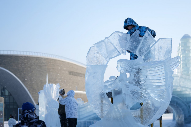 CHINA HEILONGJIANG HARBIN ICE SCULPTURE COMPETITION (CN)