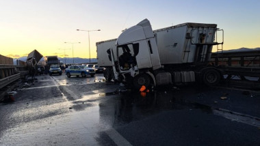 Accident grav pe Autostrada A1