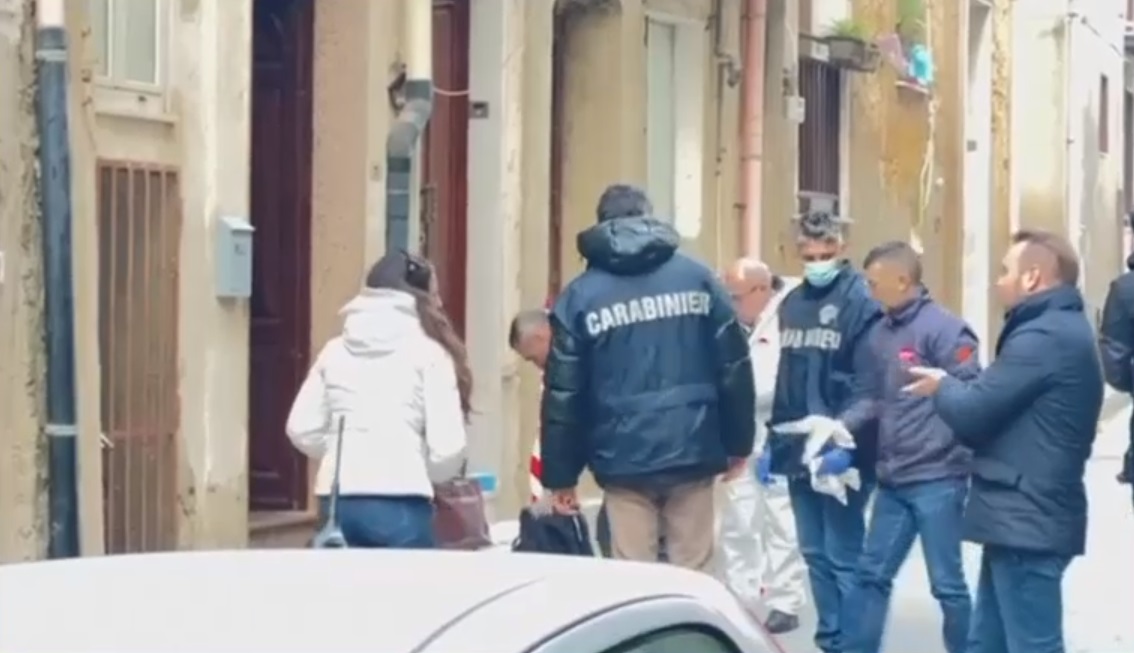 Cazul celor 2 românce din Italia ucise cu brutalitate în aceeași zi, la 200 de metri distanță. Polițiștii au arestat un suspect