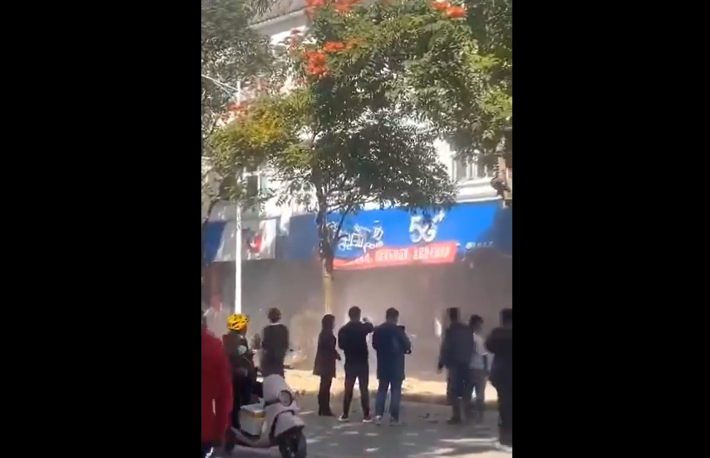 Cinci persoane au fost rănite în China de obuze trase din Myanmar. Beijingul cere încetarea conflictului dintre juntă și rebeli
