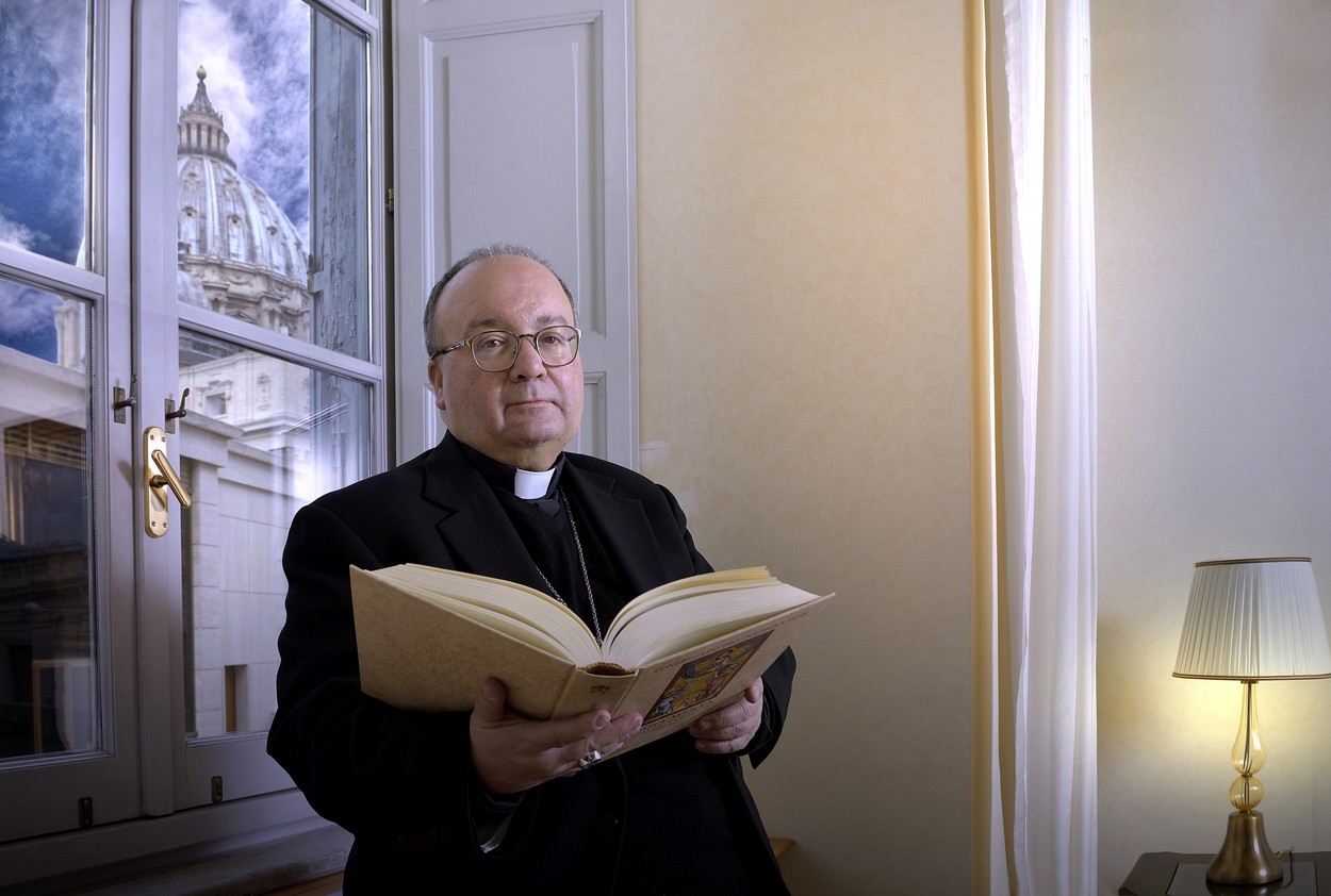 Înalt oficial de la Vatican: „Va suna ca o erezie pentru unii. Aş revizui condiţia conform căreia preoţii trebuie să fie celibatari”