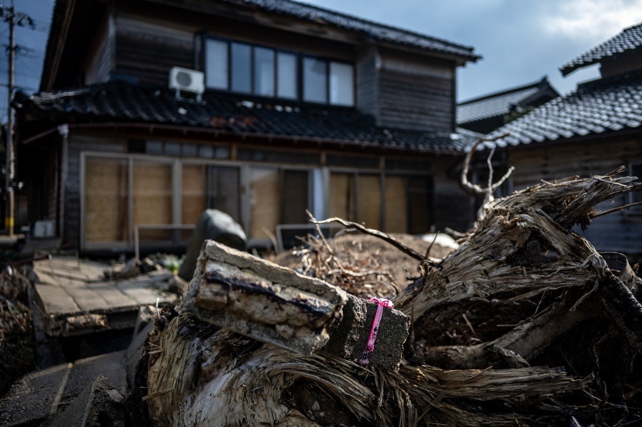 Operațiuni de evacuare în Japonia, de teama cutremurelor. Peste 1.000 de seisme, în două săptămâni, pe insulele din sudul țării