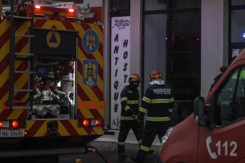 incendiu-hotel-centru-vechi-bucuresti-INQUAM_Photos_Octav_Ganea6