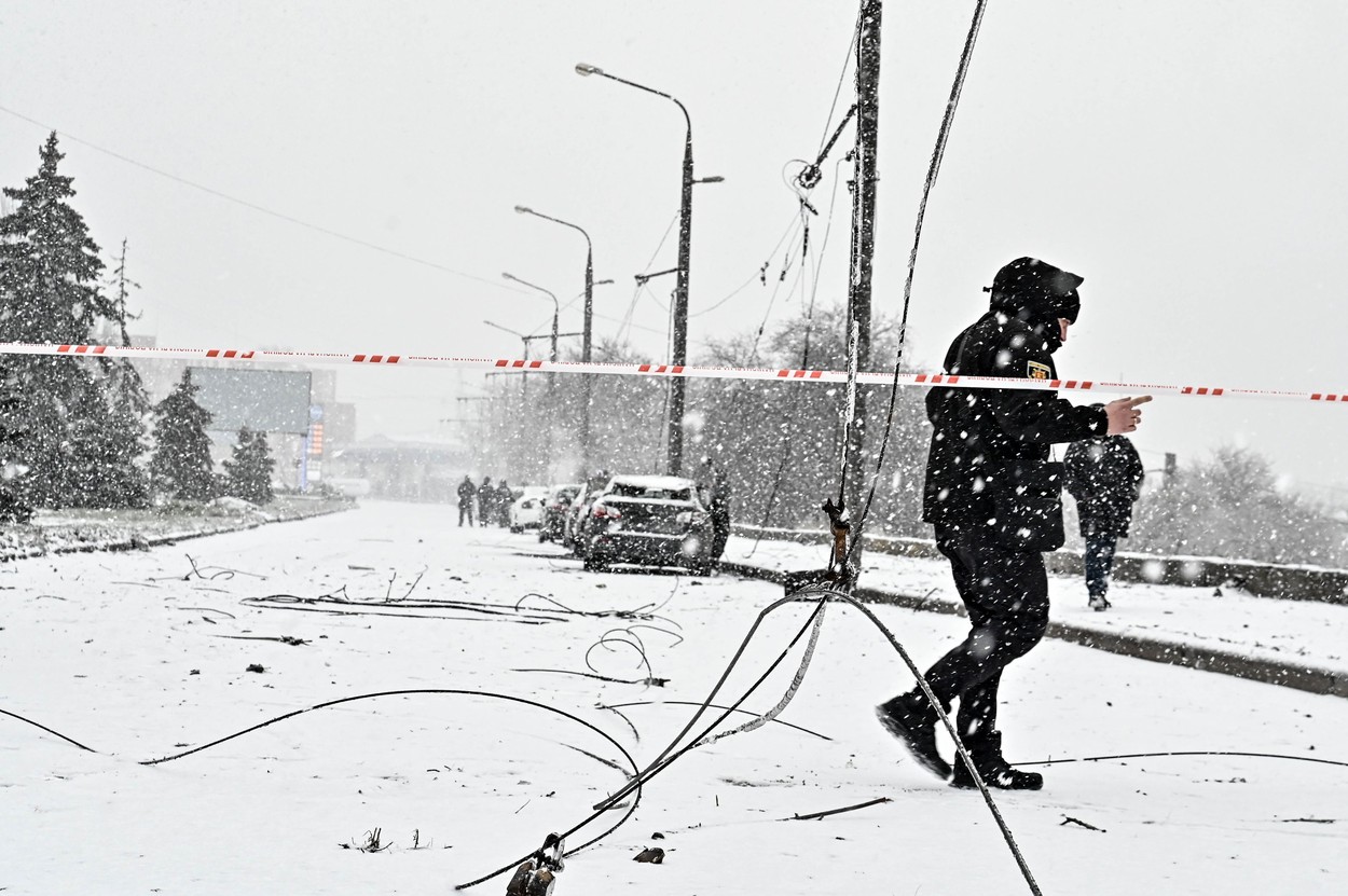 Iarna grea a lăsat peste 1000 de localități din Ucraina fără curent, iar sistemul energetic este slăbit de bombardamentele rușilor