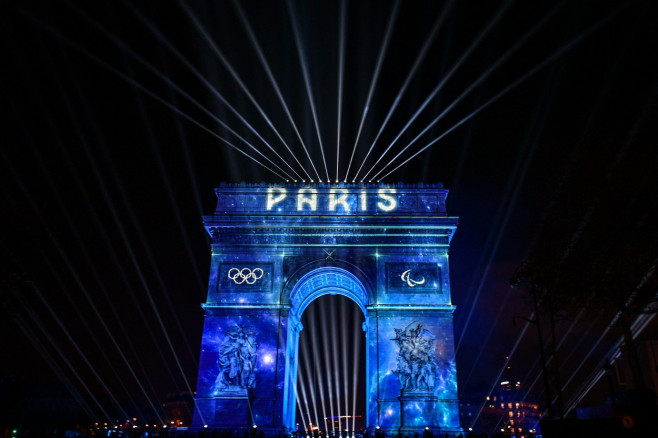 New Year's celebrations in Paris 2024