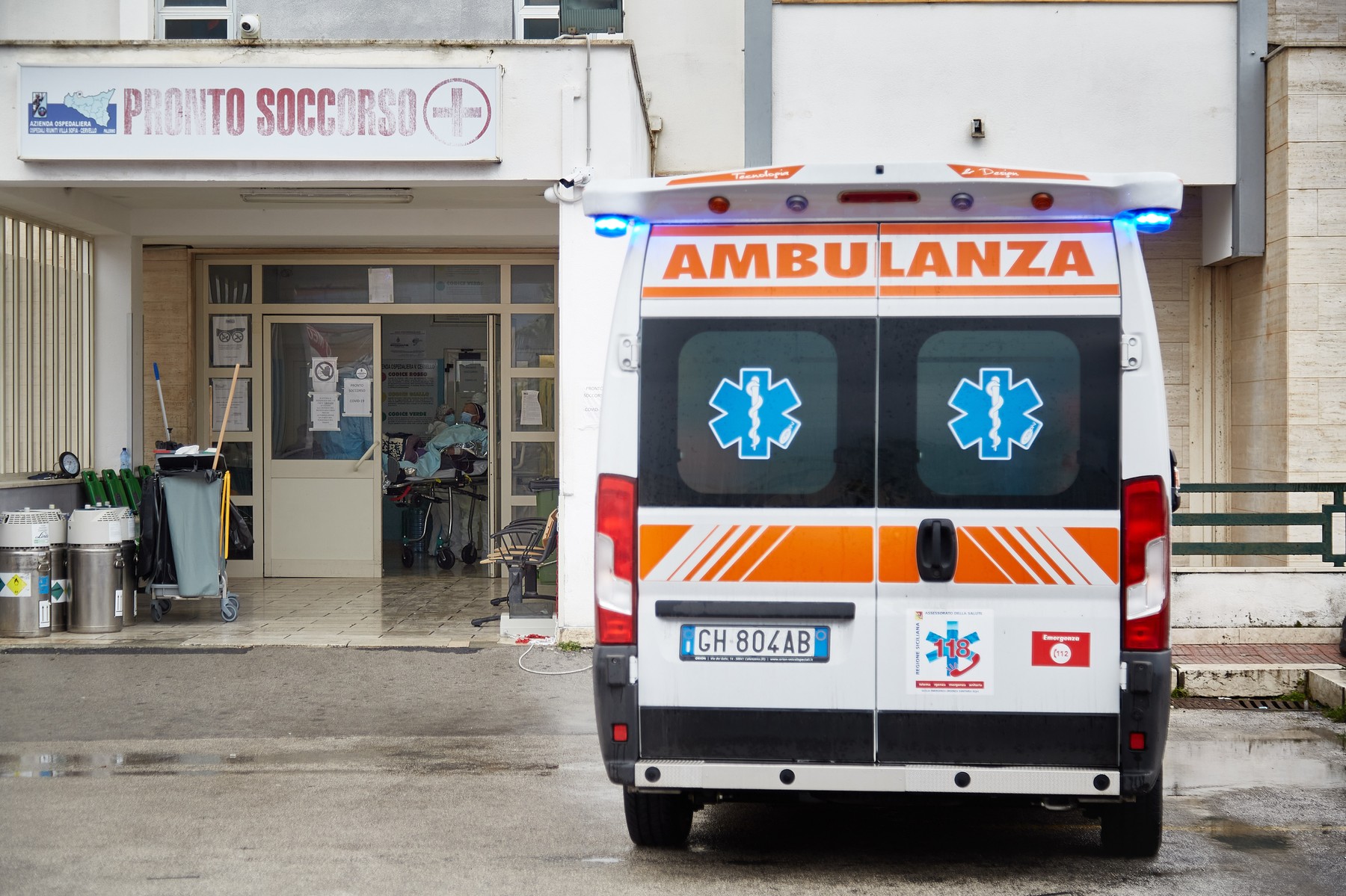 "Noule An, nu vreau nimic, doar să nu-mi iei pe nimeni". După ce o tânără a scris acest mesaj pe Facebook, iubitul ei a murit subit