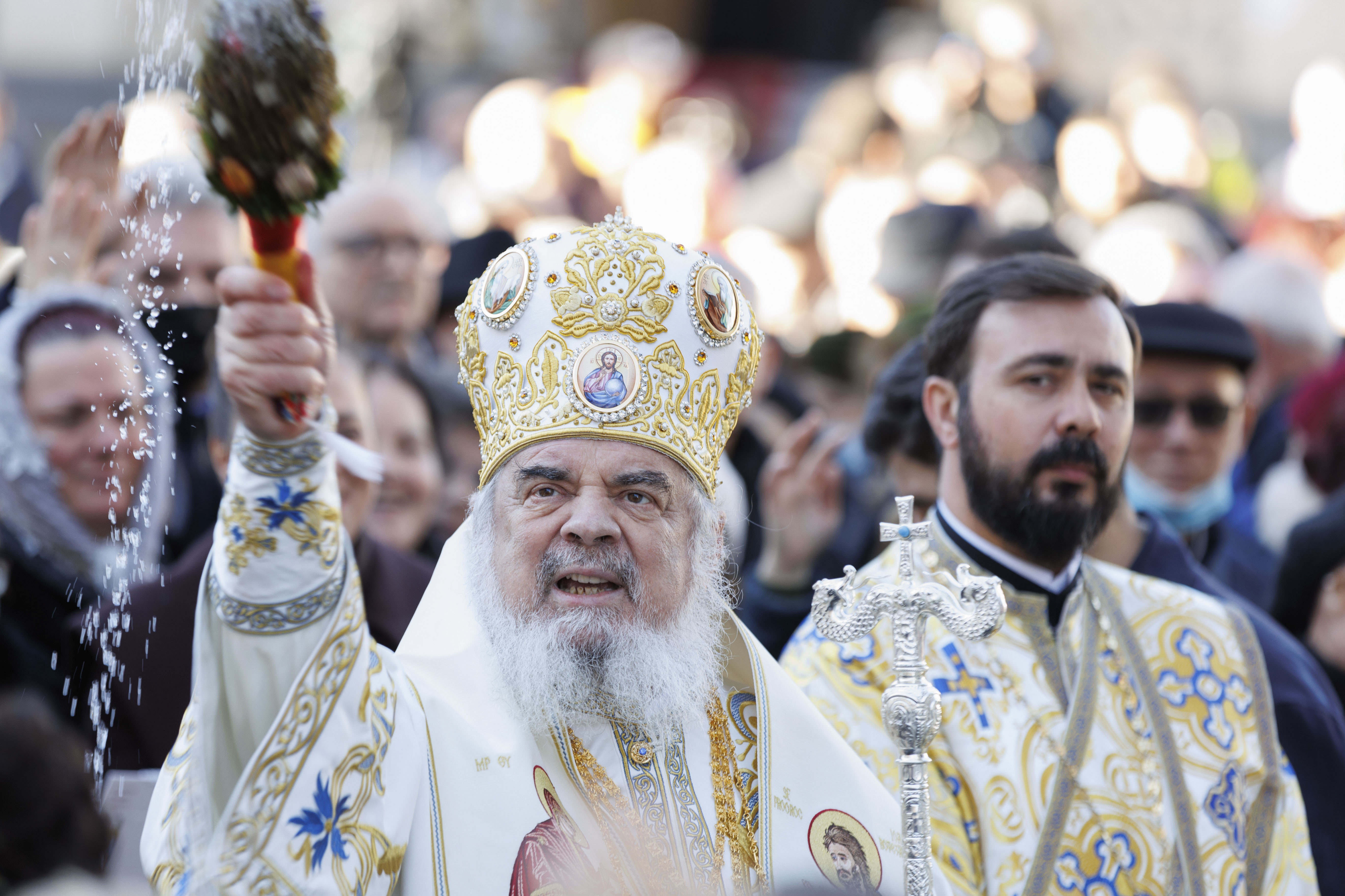 Patriarhul Daniel va sfinți Agheasma Mare sâmbătă. Care este programul evenimentelor de Bobotează la Patriarhie