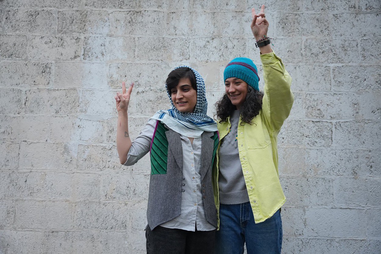 Jurnalistele închise în Iran pentru că au relatat despre moartea Mahsei Amini au fost eliberate pe cauțiune