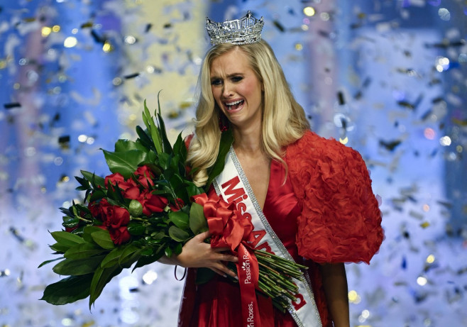 Miss Colorado Madison Marsh is Crowned the New Miss America 2024