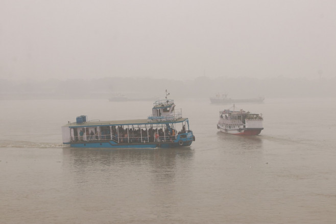 Foggy Morning In Kolkata, India - 15 Jan 2024
