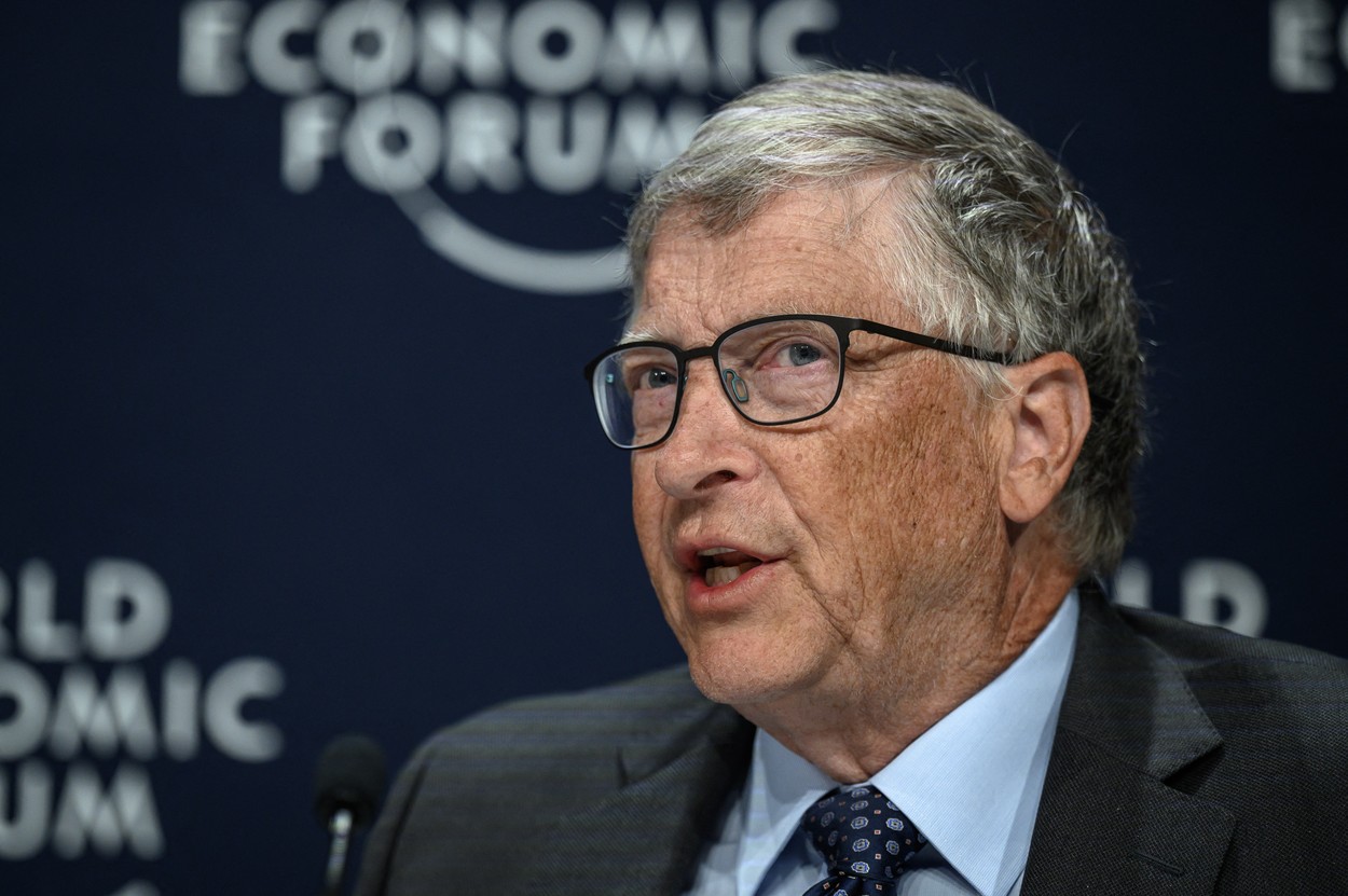 Bill Gates explică felul în care ne va schimba viața inteligența artificială în următorii 5 ani