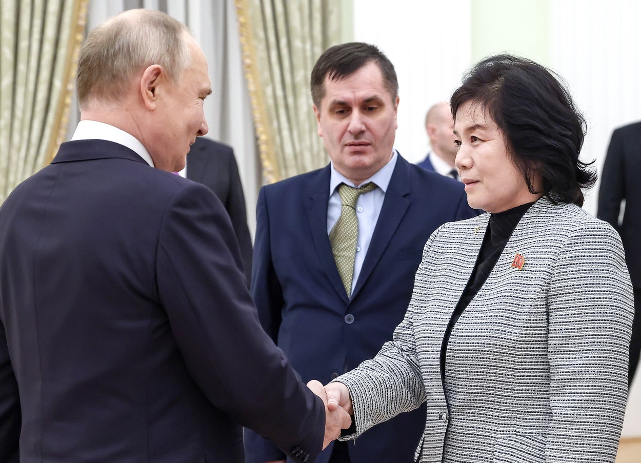 Prietenie celebrată la Moscova. Putin a primit-o pe șefa diplomației nord-coreene la Kremlin