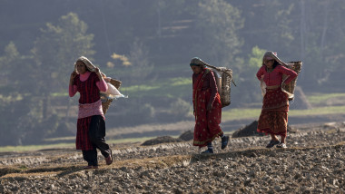 muncitori nepalezi
