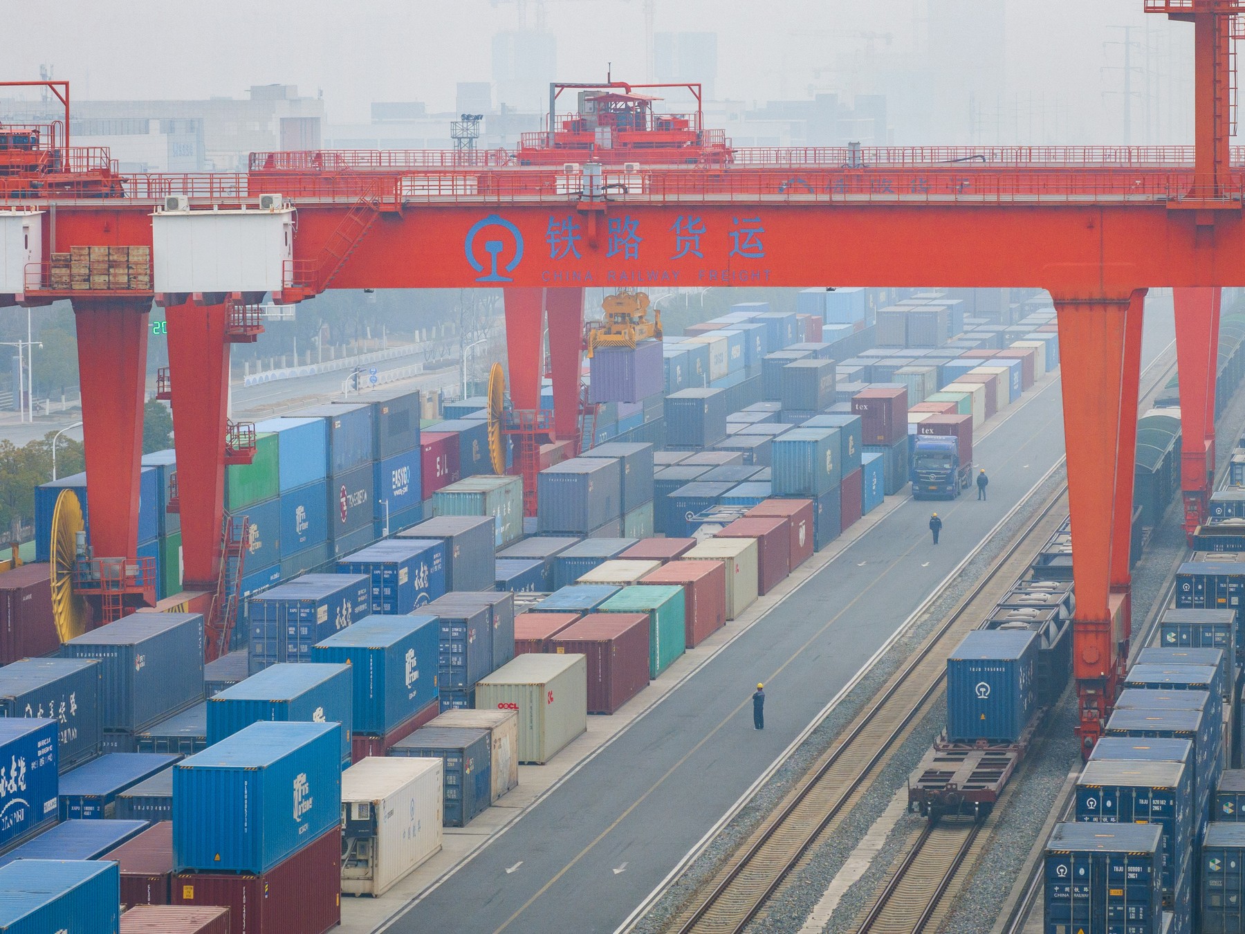Economia Chinei s-a redresat în 2023 la așteptările regimului de la Beijing. A doua economie mondială însă n-a scăpat de probleme