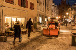 Winterdienst des Baureferats räumt Schnee am Wiener Platz, Fußgänger, München, Januar 2024 Deutschland, München, Januar