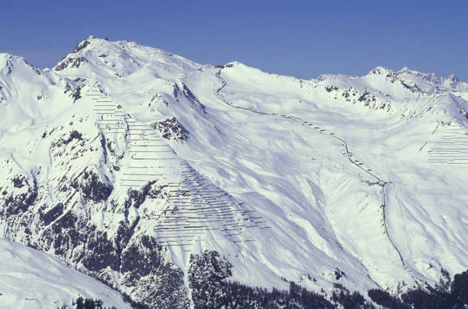 davos,graubunden,switzerland,ski slopes,snow,mountain,geography,horizontal,parsenn