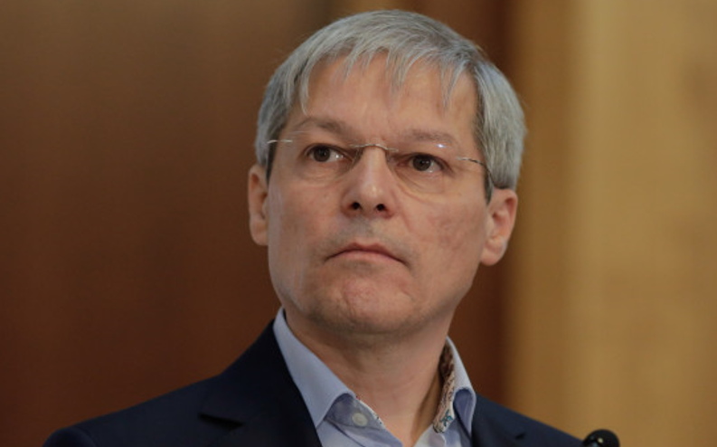 Cioloş spune că Ciolacu ar avea şanse mai mari decât Iohannis să ajungă președintele CE: „Dacă învaţă repede engleză, până în vară”