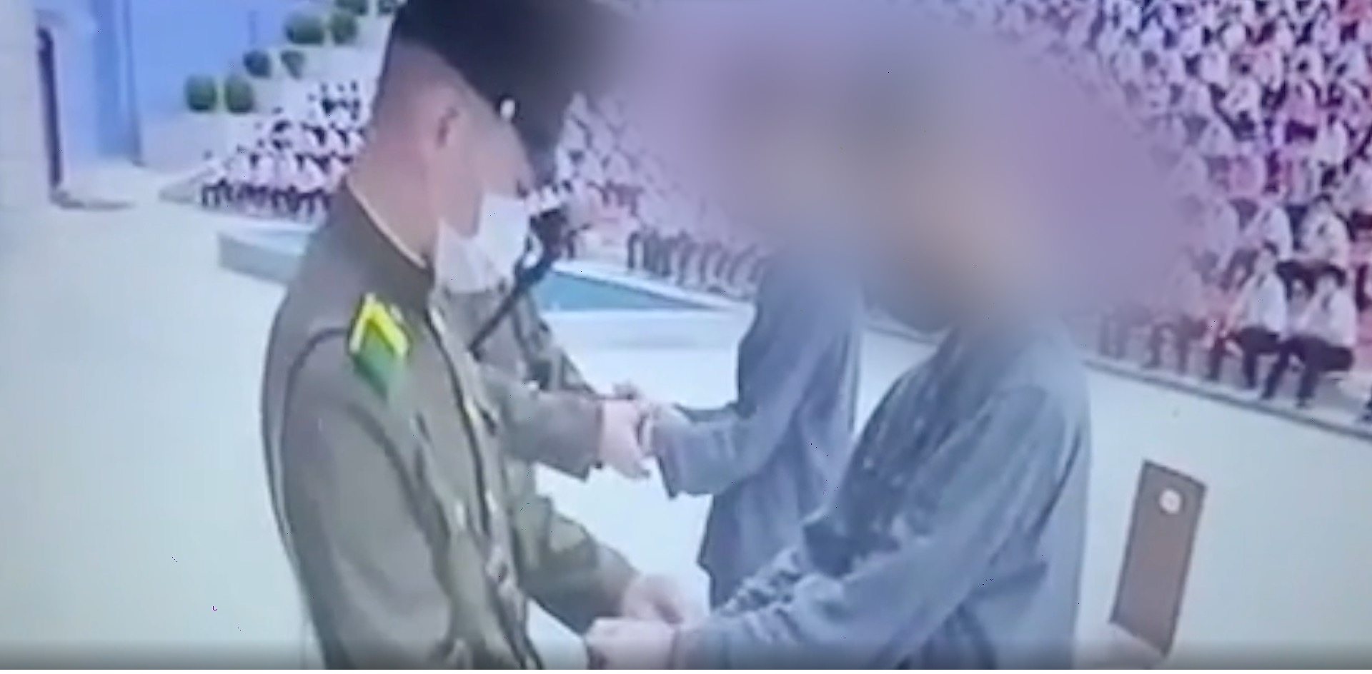 Imagini rare din Coreea de Nord. Doi copii au fost condamnați public la 12 ani în lagăr pentru că s-au uitat la seriale sud-coreene