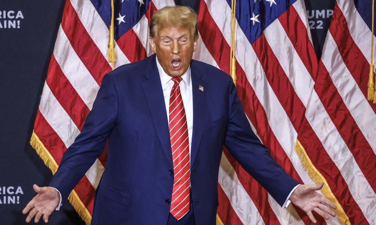 Trump anunță o nouă insurecție în SUA dacă justiția continuă urmărirea penală împotriva lui. „Va fi haos în ţară”