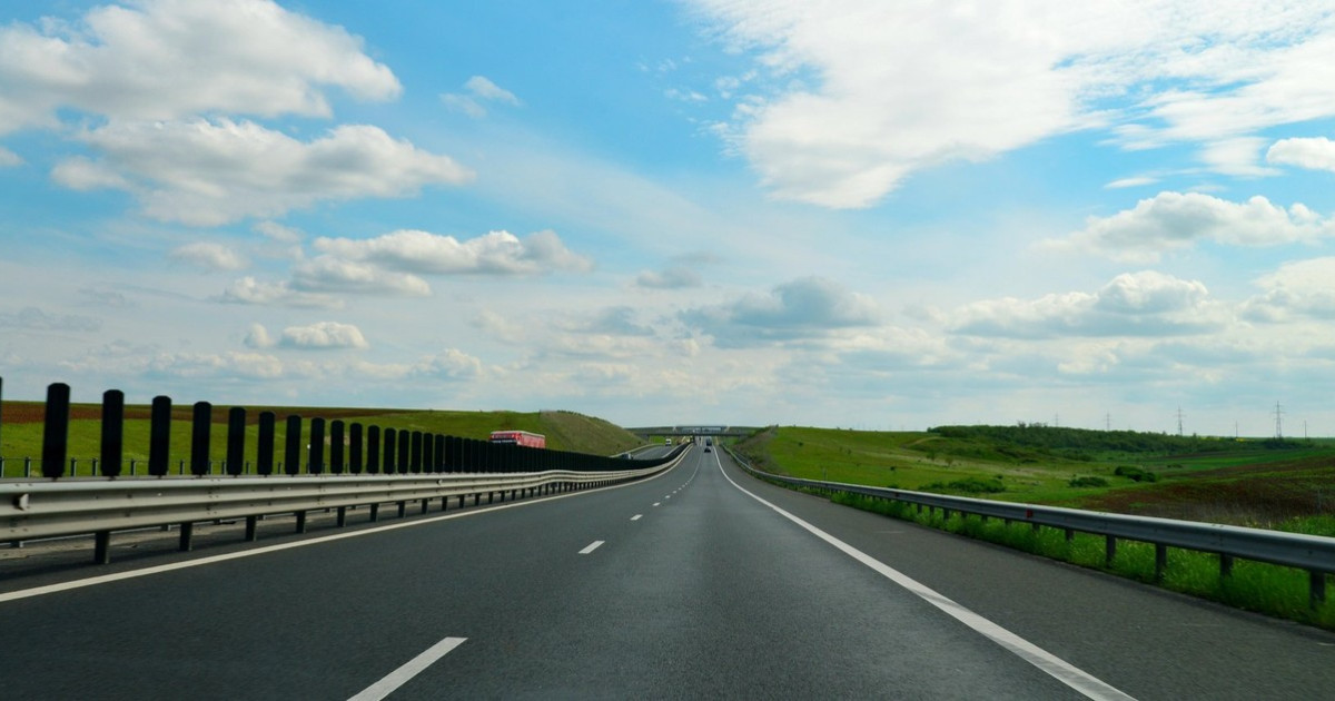 București-Bacău Nord, integral pe autostradă. Nodul Rutier Bacău Nord a fost deschis circulației