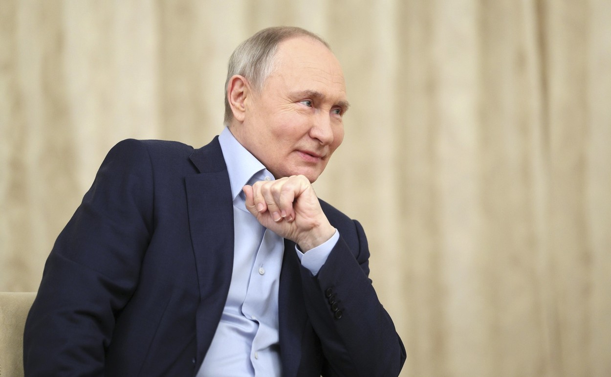 Vladimir Putin spune că se simte în formă pentru a conduce Rusia în continuare: „Am în mine putere și energie”