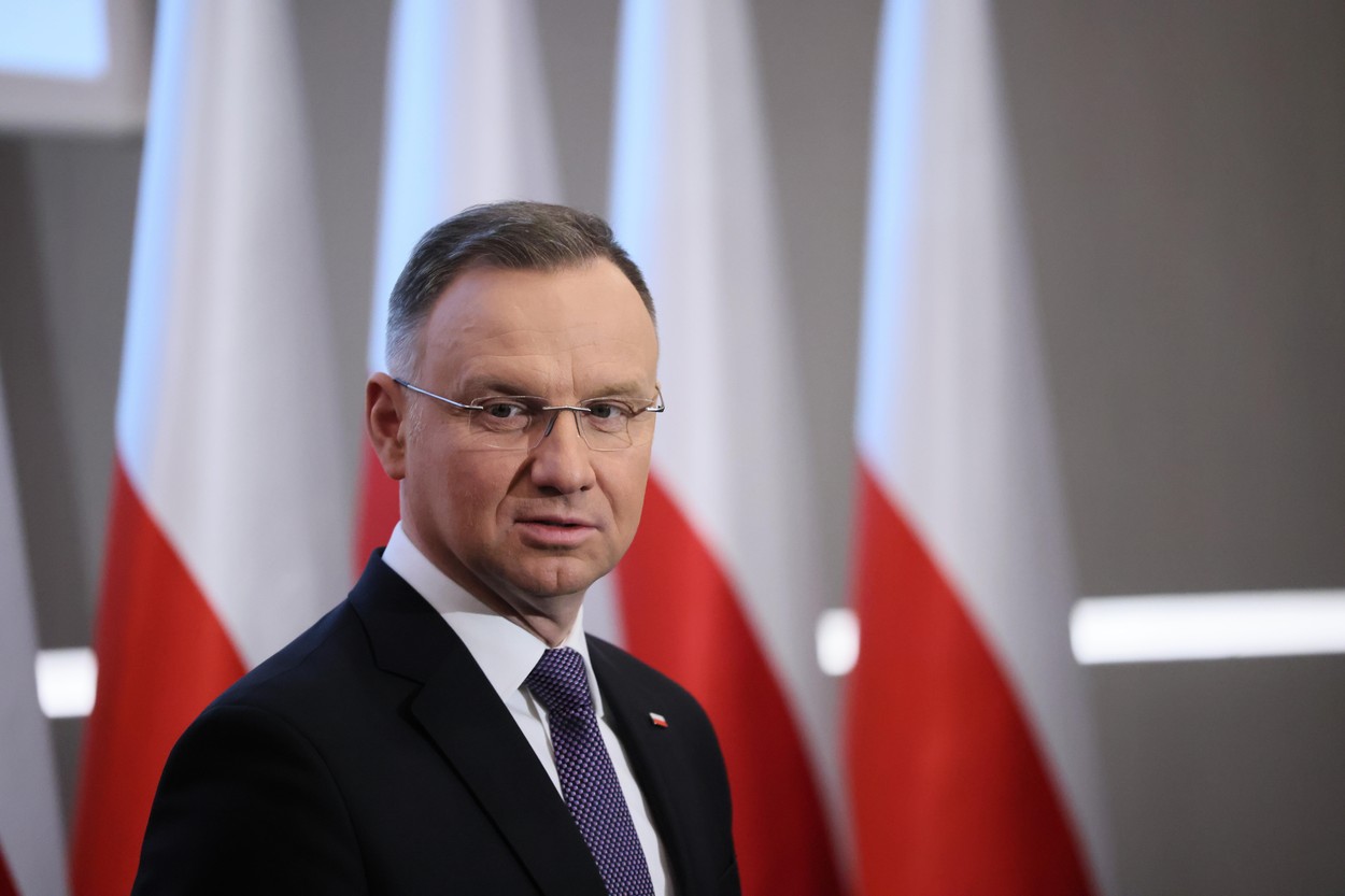 Răsturnare de situație în Polonia: Președintele îi va grația din nou pe cei doi foști miniștri condamnați la închisoare