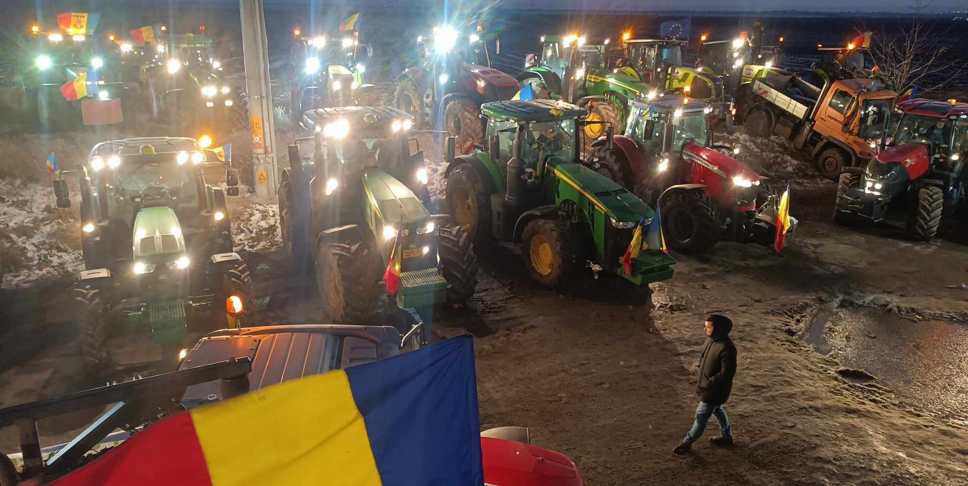 Vama Calafat, blocată de protestatari. Și-au lăsat utilajele și camioanele acolo și au plecat acasă