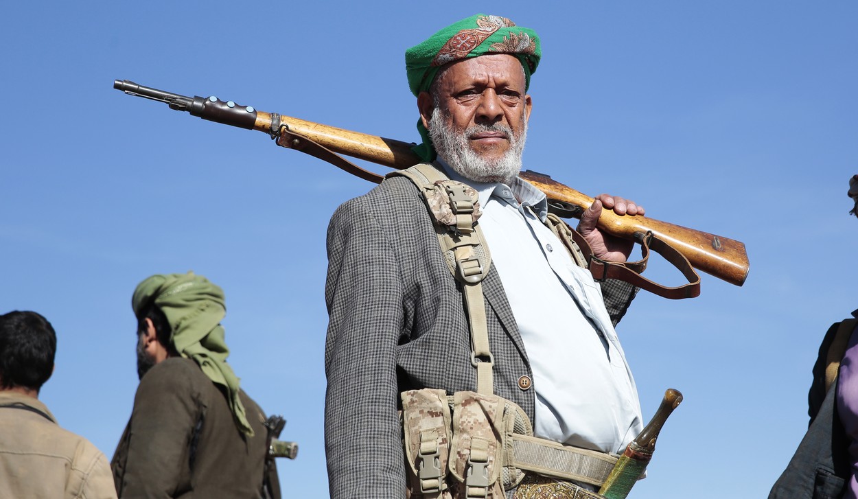 SUA și UK îi sancționează pe liderii Houthi care au organizat atacurile din Marea Roșie