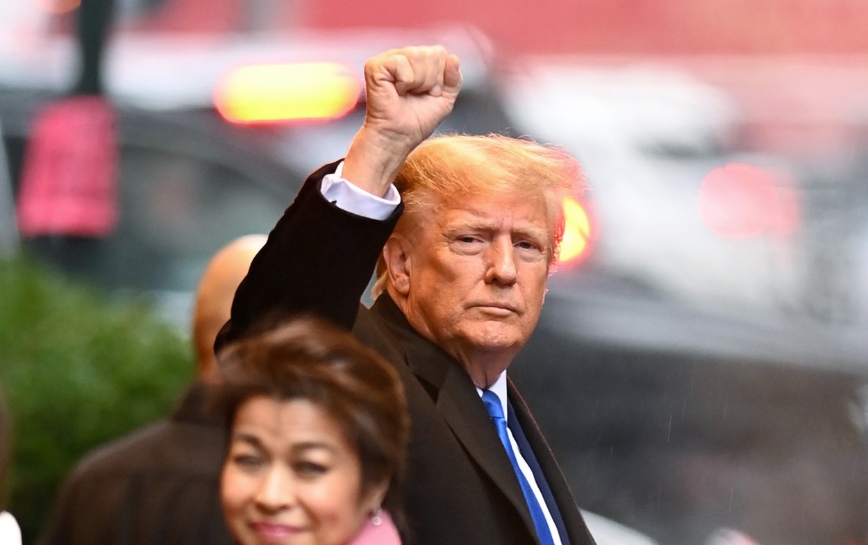 Casa Albă face presiuni pentru deblocarea ajutorului pentru Ucraina, Trump se opune prin republicanii pe care îi controlează