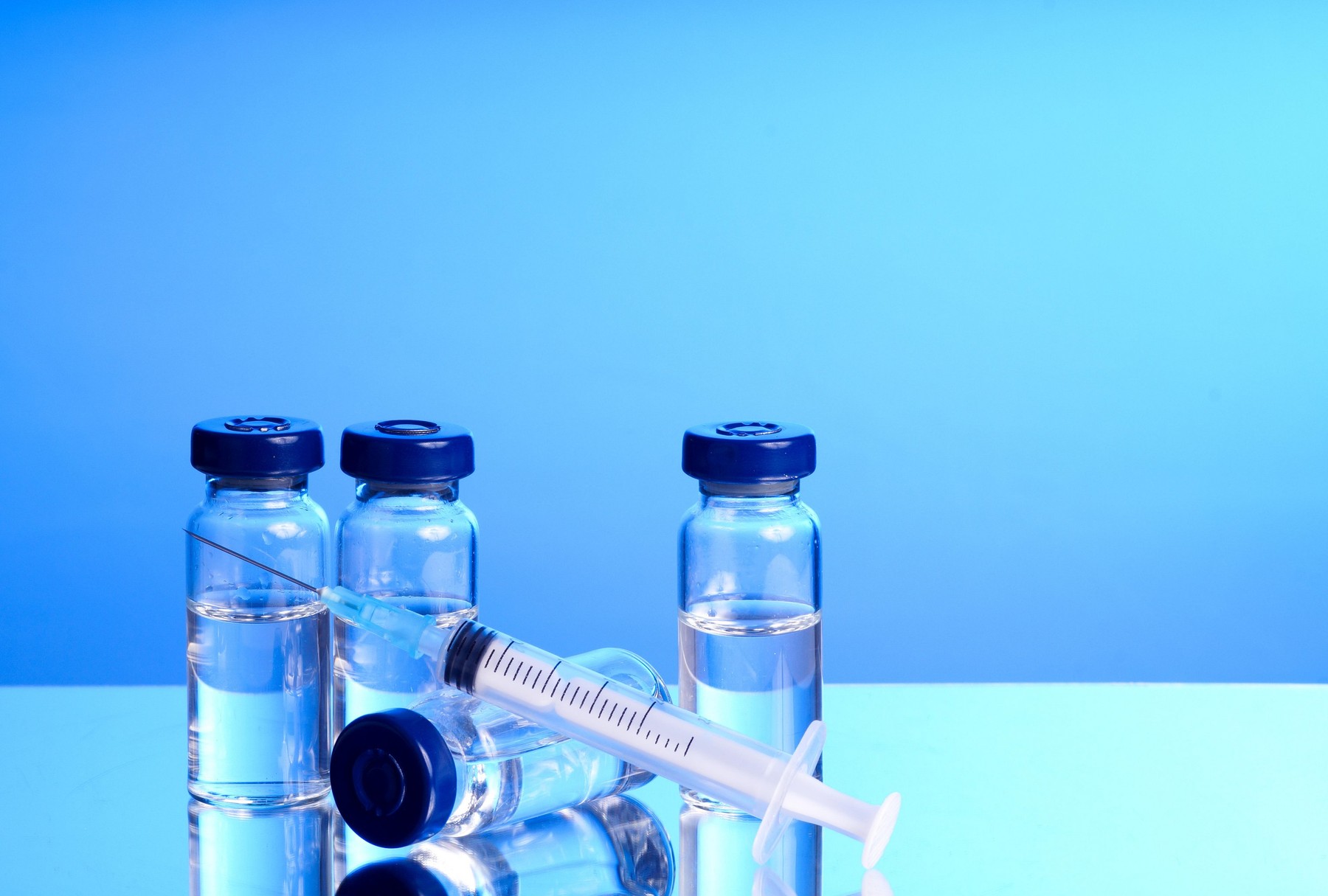 Un vaccin „revoluţionar” pentru cancerul gastro-intestinal este testat pe oameni