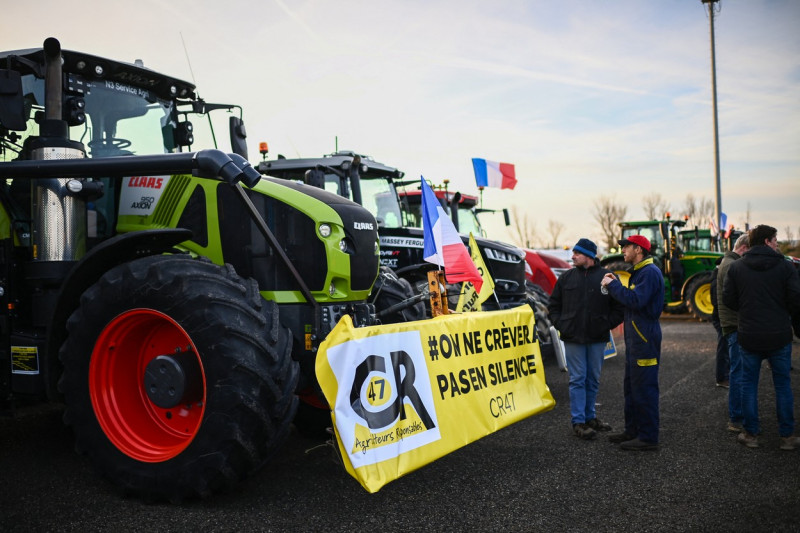 protest-fermieri-paris-profimedia