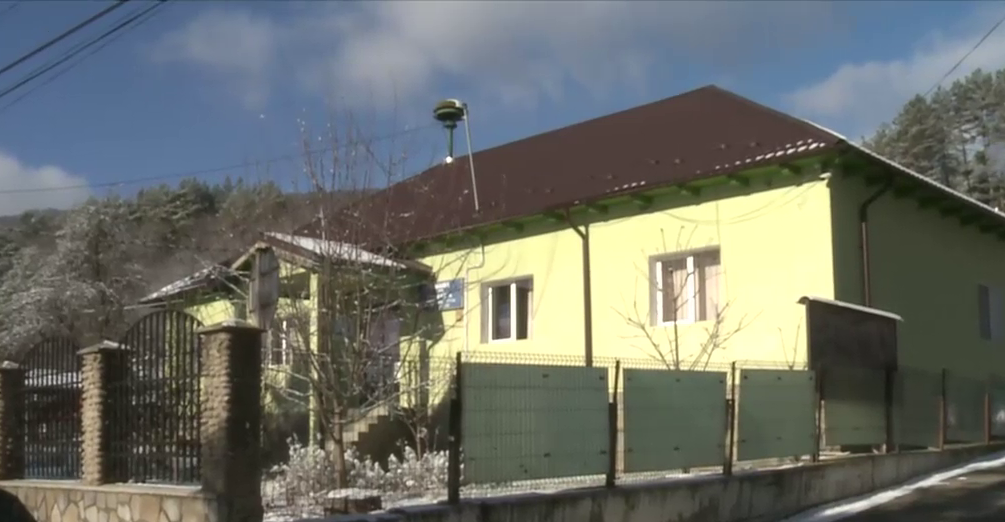 O comună din Buzău a rămas „a nimănui”. Primarul a fost arestat, iar viceprimarul nu există